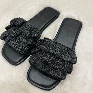 BRAND NEW - Farm Rio Straw Slides Size 9